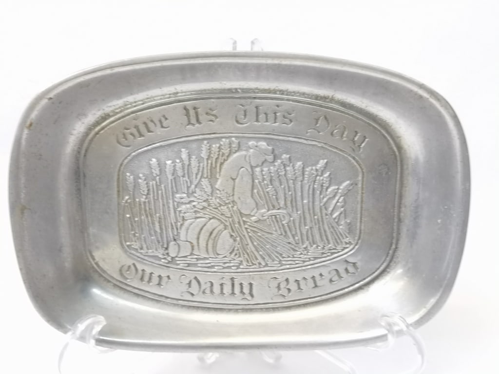 Vintage CC Cantrell Pewter Bread Tray: Vintage CC Cantrell Pewter Bread Tray, 9in by 1.75in