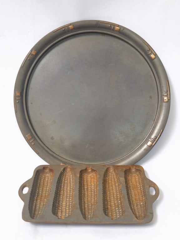 Vintage Metal Tray and Cast Iron Cornbread Pan: Vintage Metal Tray and Cast Iron Cornbread Pan, 11.5in