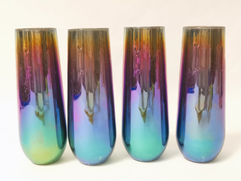 (4) Vintage Iridescent Stemless Champagne Flutes: (4) Vintage Iridescent Stemless Champagne Flutes, 6.5in