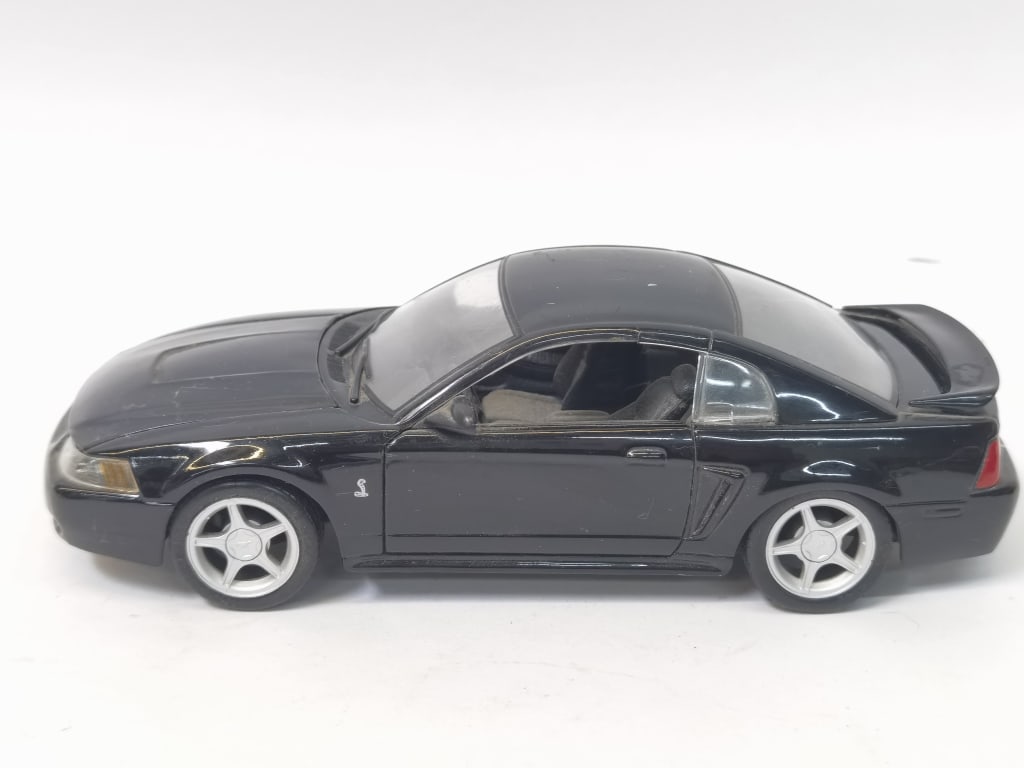 Vintage Maisto 1998 Mustang Cobra Car Toy: Vintage Maisto 1998 Mustang Cobra Car Toy, 7.5in by 2.5in