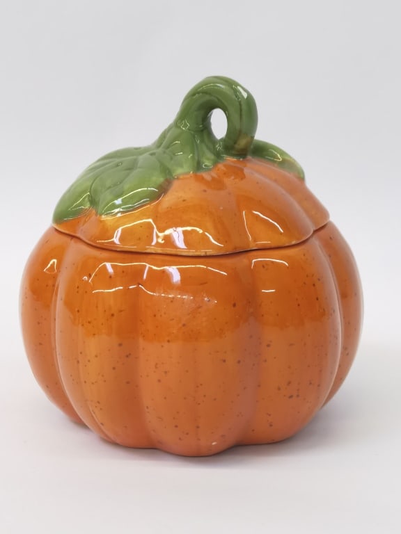 Vintage Porcelain Pumpkin Votive: Vintage Porcelain Pumpkin Votive, 4.5in