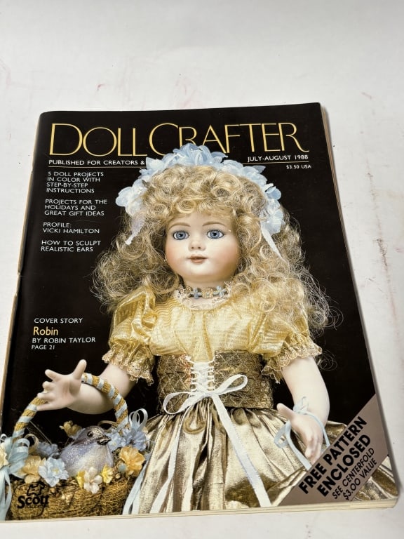 1988 Doll Crafter: 1988 Doll Crafter, 11in