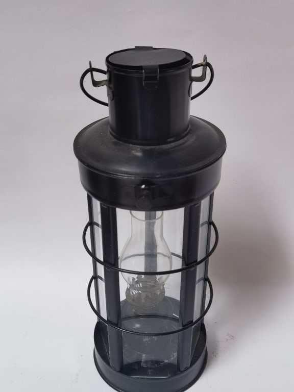 Rustic Stagecoach Lantern Lamp - 2