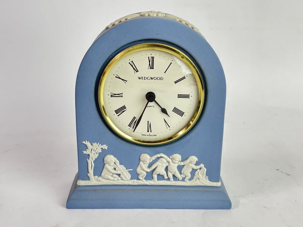 Vintage Wedgwood Jasperware Table Clock (1 of 7)