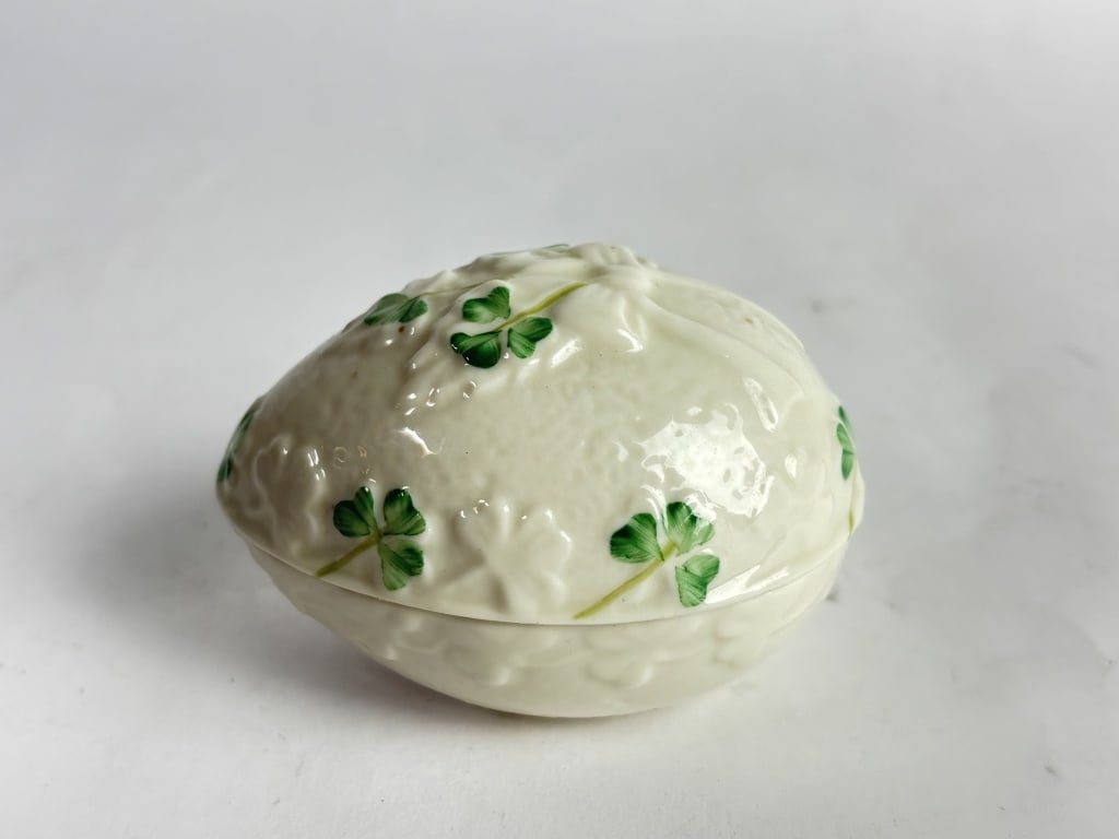 Vintage Belleek Porcelain Irish Egg Trinket Box (1 of 4)