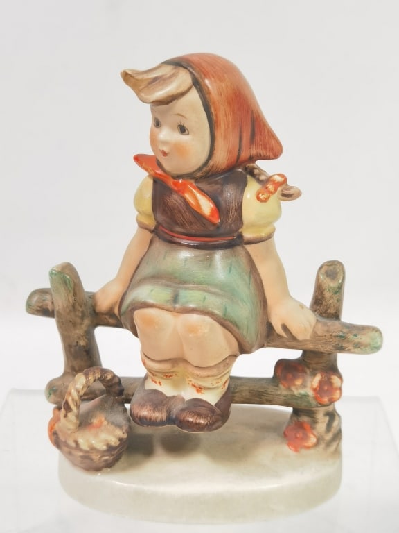 Vintage Goebel Hummel Porcelain "Just Resting" Fig (1 of 5)