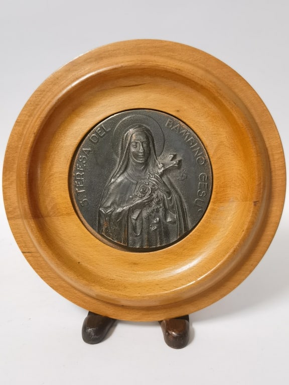 Vintage Saint Therese of Lisieux Plaque: Vintage Saint Therese of Lisieux Plaque, 7.75in
