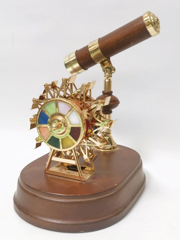 San Francisco Music Box: San Francisco Music Box, 11in by 8.5in by 6in