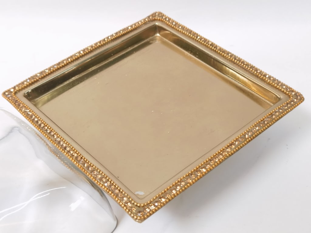 Glass Top Cake Stand - 3