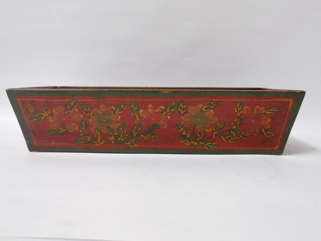 Vintage Chinese Hand Painted Wood Floral Box (1 of 4)