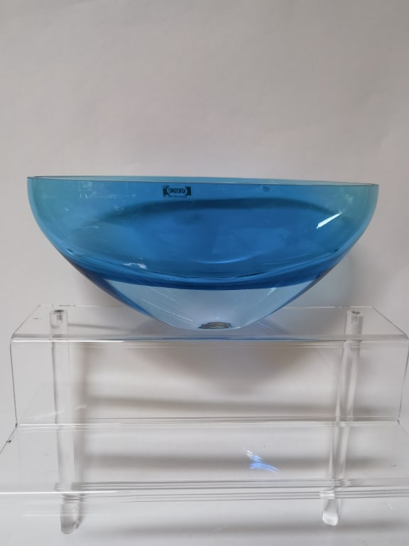 Krosno Blue Crystal Elongated Bowl: Krosno Blue Crystal Elongated Bowl, 11in by 4.5in
