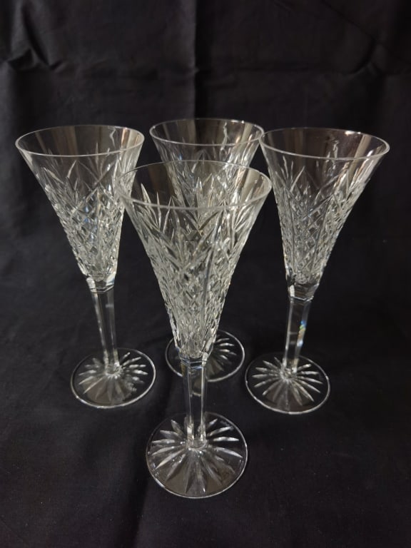 (4) Waterford Crystal Kilbarry Wine Glasses: (4) Waterford Crystal Kilbarry Wine Glasses, 8.5in