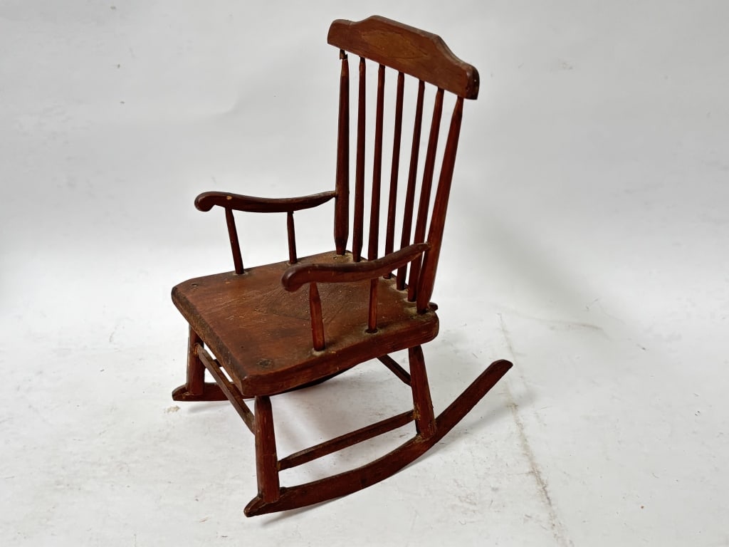 Vintage Dollhouse Walnut Rocking Chair: Vintage Dollhouse Walnut Rocking Chair, 7.5in by 5.5in