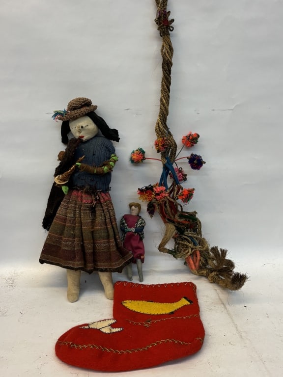 Group of Vintage Decors: Group of Vintage Decors, 30in