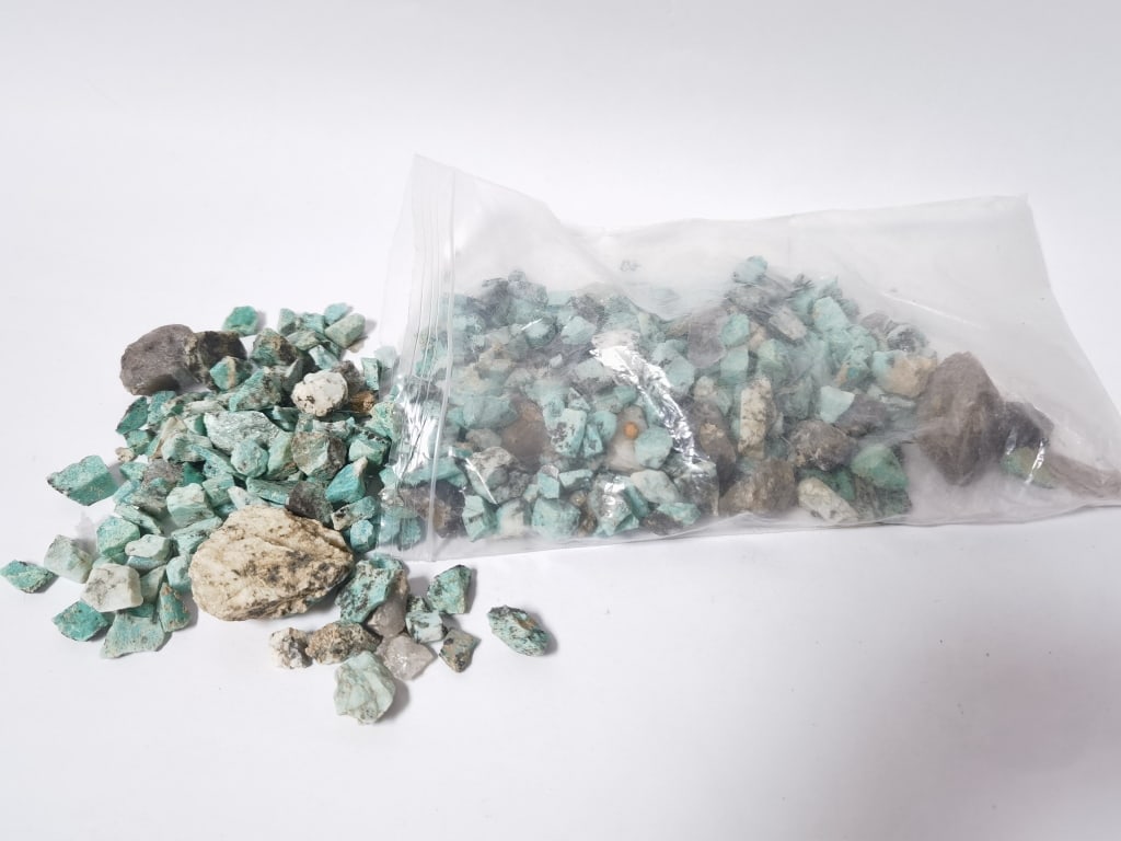 Group of Turquoise Stones/Beads: Group of Turquoise Stones/Beads, 1lb