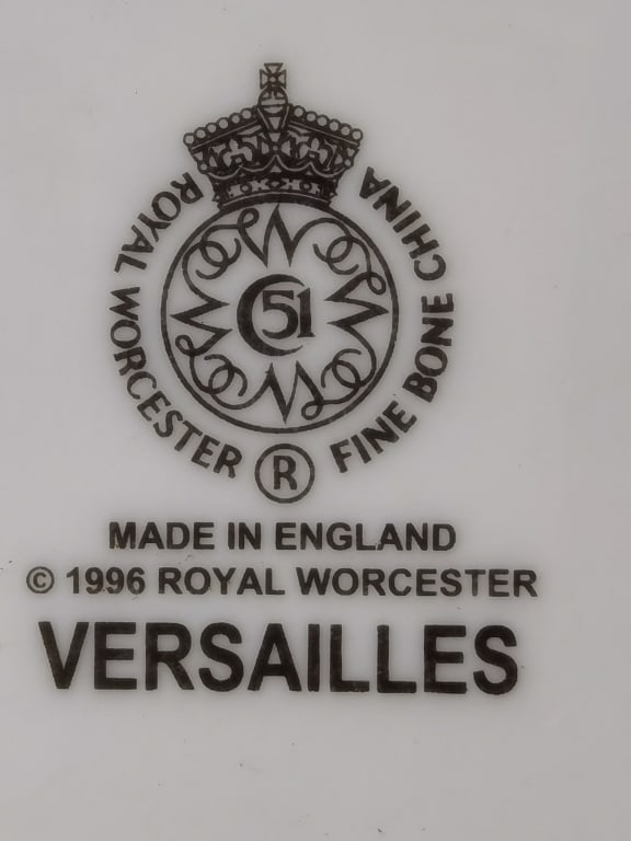 1996 Royal Worcester Versailles Dish - 5