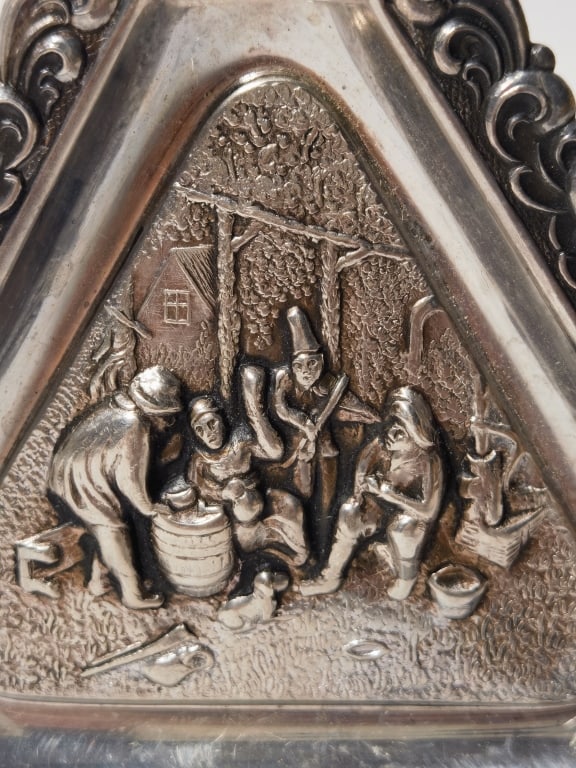 Ornate Silver-Tone Triangular Ash Tray - 2