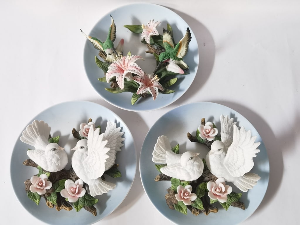 (3) 3D Porcelain Birds Plates (1 of 4)