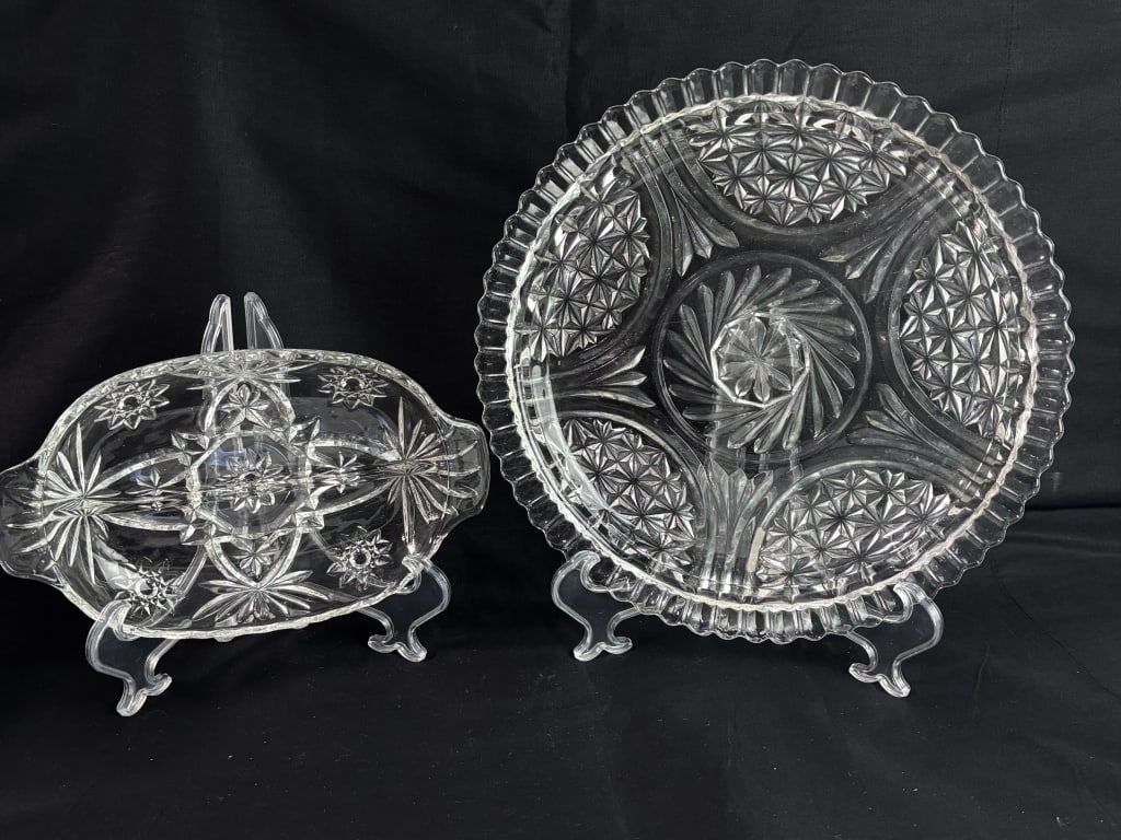 (2) Vintage Crystal Dishes: (2) Vintage Crystal Dishes, 12in by 1.25in