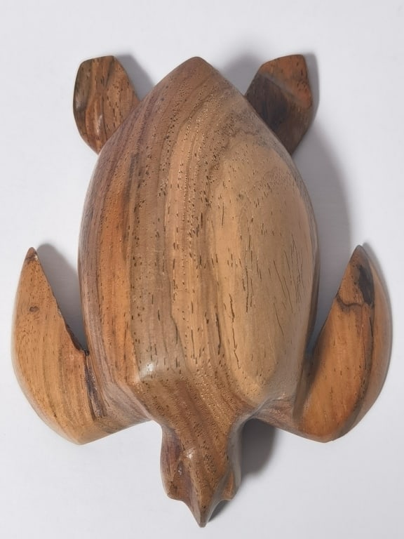 Vintage Burlwood Carved Turtle: Vintage Burlwood Carved Turtle, 4.75in