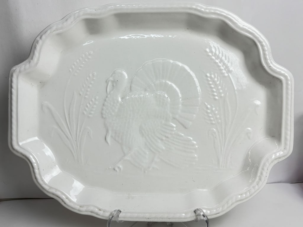 Large Vintage Embossed Porcelain Turkey Charger (1 of 3)