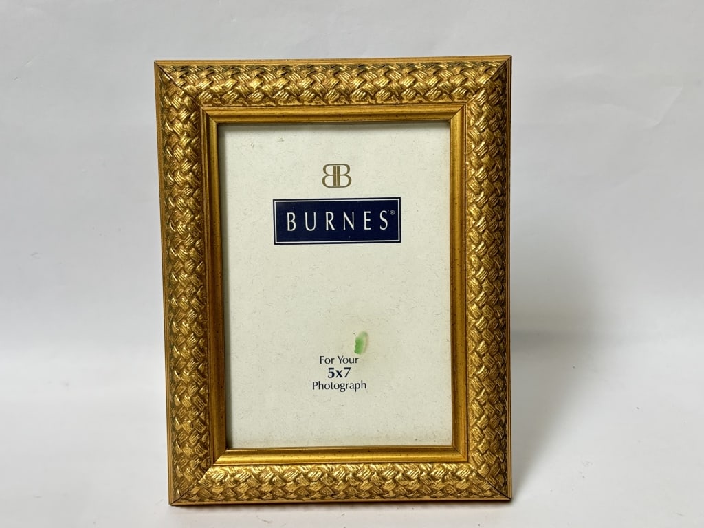Burnes Photo Frame: Burnes Photo Frame, 9in by 7in