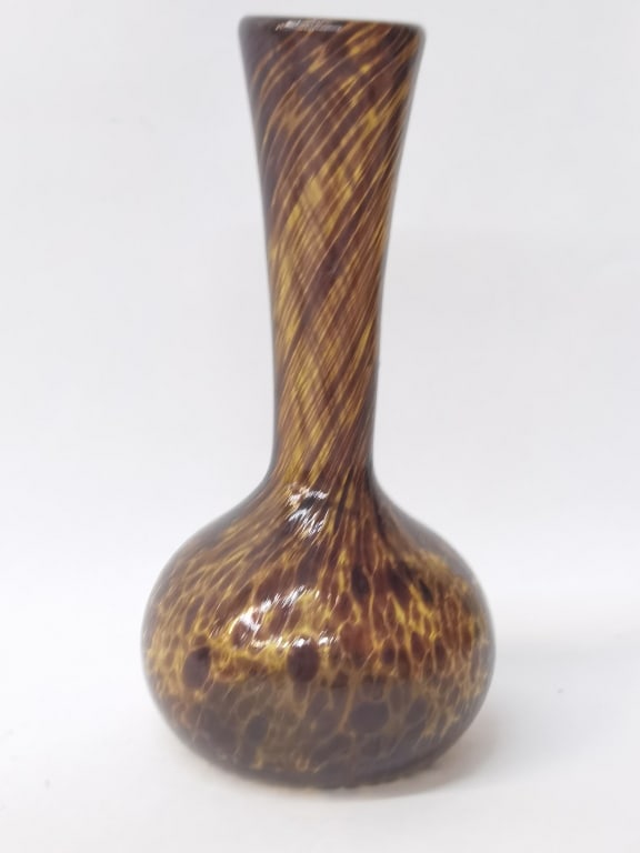 Vintage Amber Splatter Swirl Art Glass Vase: Vintage Amber Splatter Swirl Art Glass Vase, 7.75in