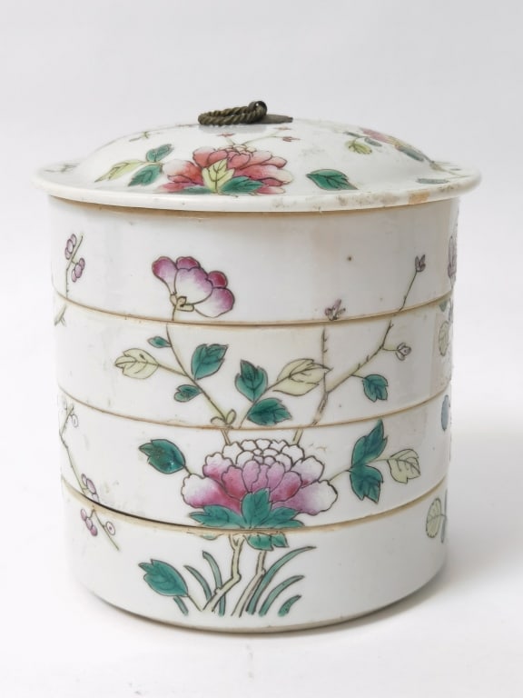 Chinese Porcelain Famille Rose Floral Snack Box (1 of 6)