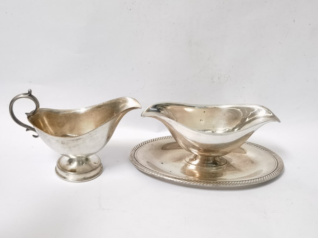 International Silver Co. Castleton Silver Plated W: International Silver Co. Castleton Silver Plated Wares, 8.5in by 4.5in