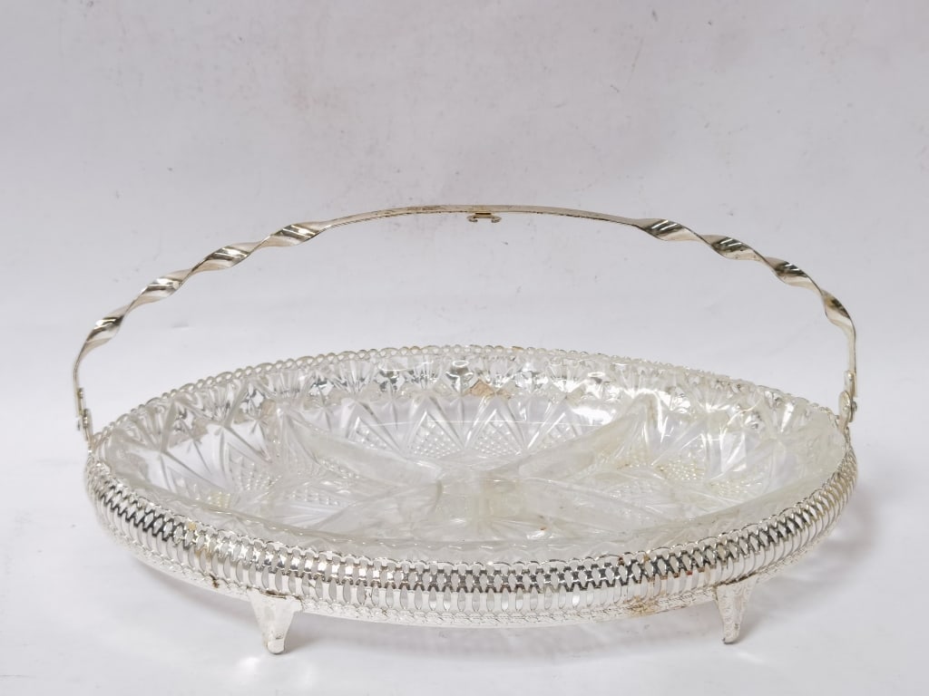 Vintage Queen Anne English Silver Plate & Cut Glas (1 of 5)
