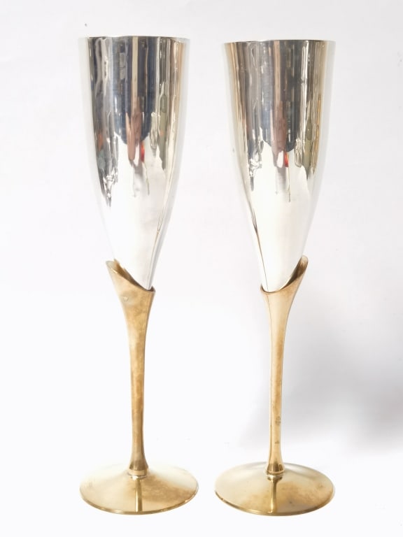 Pr. of Modernist Two-Tone Champagne Flutes: Pr. of Modernist Two-Tone Champagne Flutes, 9in