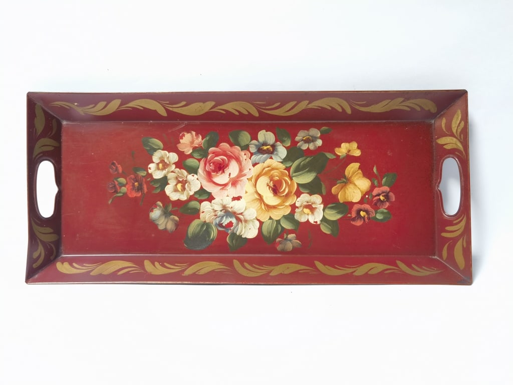 Vintage Rectangular Red Toleware Tray (1 of 2)