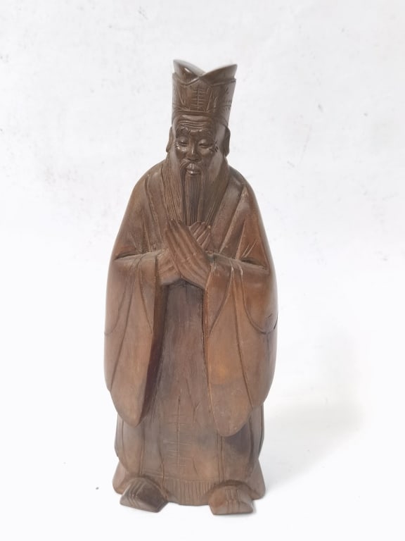 Vintage Chinese Longanwood Carved Confucius: Vintage Chinese Longanwood Carved Confucius, 8.5in