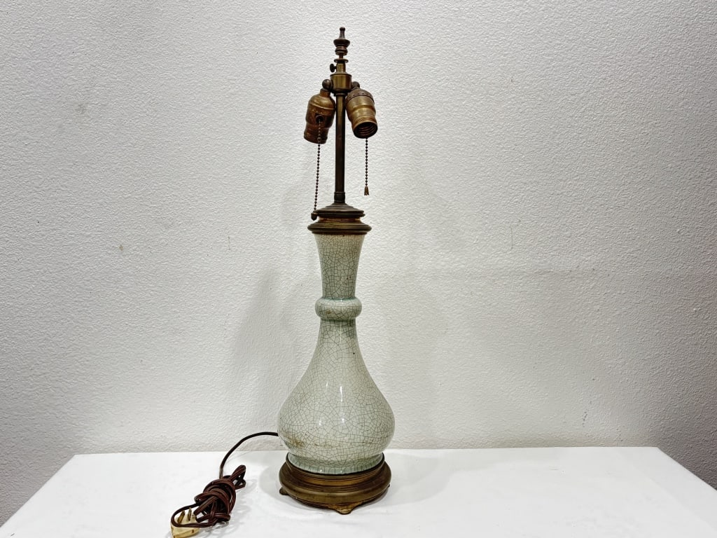 Vintage Chinese Porcelain Vase Lamp (1 of 4)