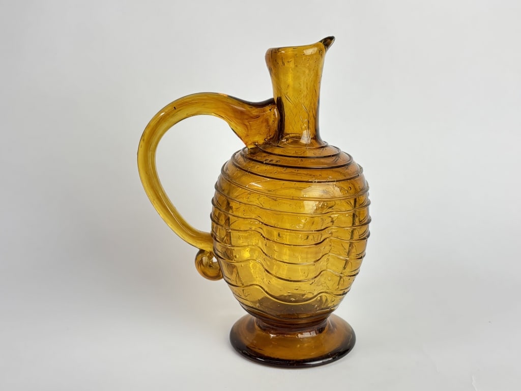 Vintage Italian Amber Art Glass Decanter: Vintage Italian Amber Art Glass Decanter, 7in by 5in