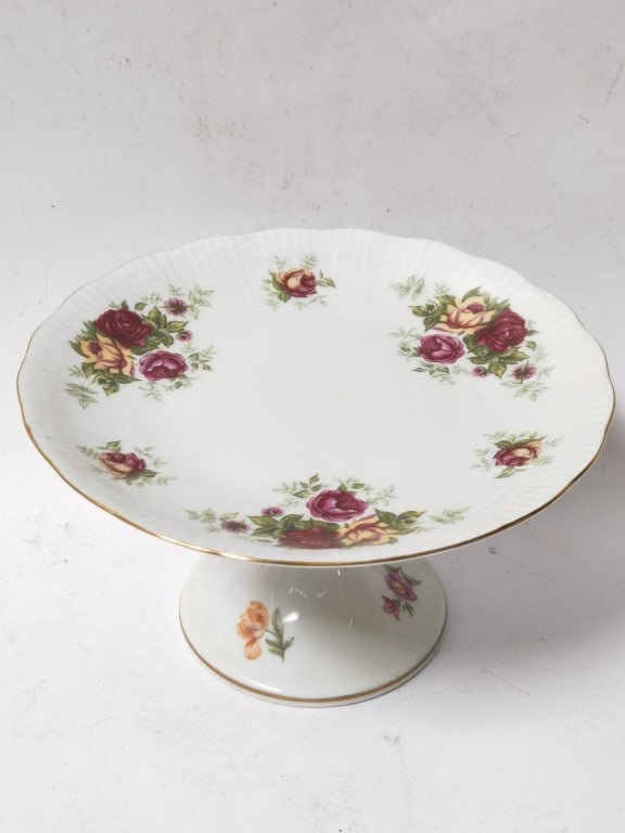 Vintage Crown Lippelsdorf GDR 1877 Porcelain Compo (1 of 4)