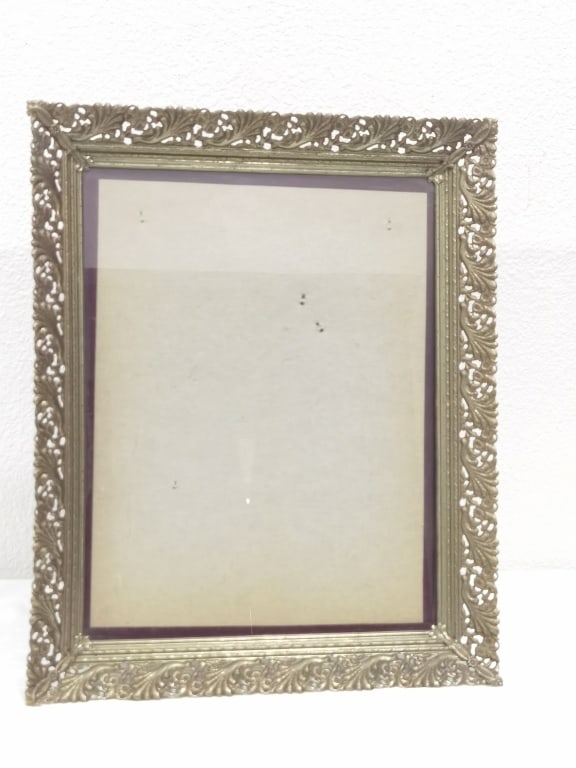 Vintage Ornate Openwork Gilt Picture Frame (1 of 4)