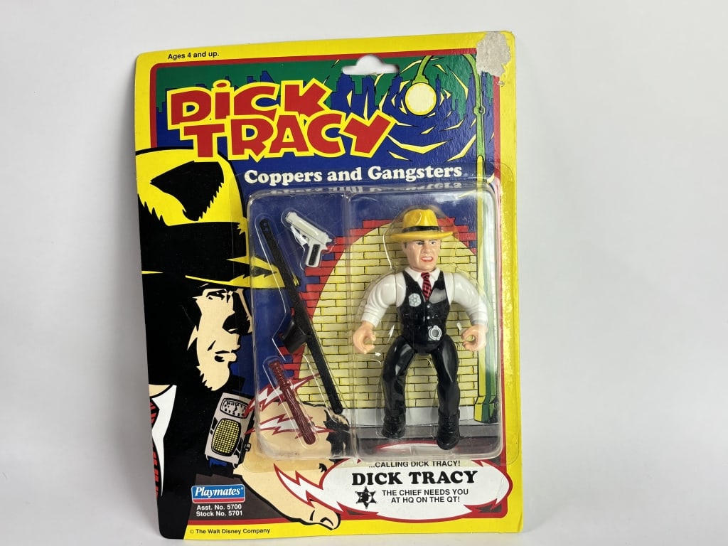 Vintage Dick Tracy Coppers and Gangsters Figurine (1 of 4)