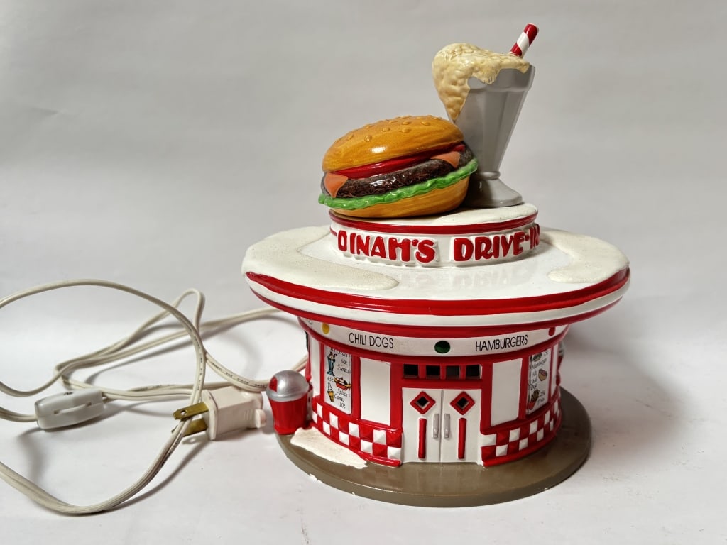 1993 The Original Snow Village Dinah's Drive-In La (1 of 7)