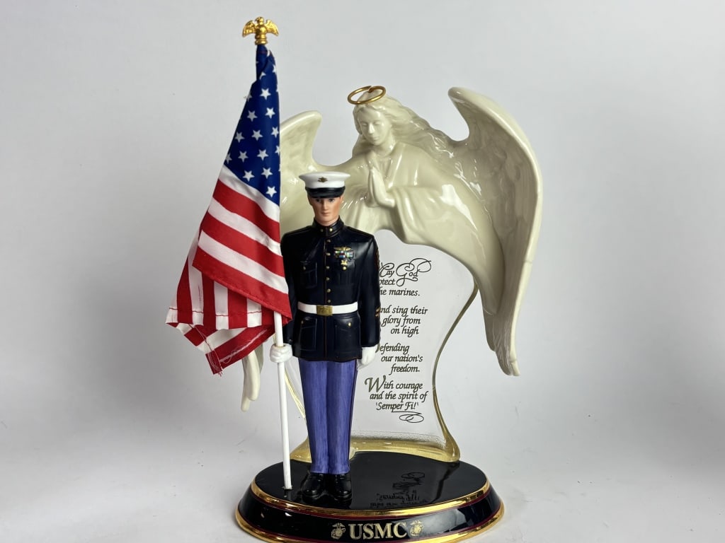 Vintage Bradford Exchange USMC With Heart and Cour: Vintage Bradford Exchange USMC With Heart and Courage - Wings of Protection Sculpture, 9.5in by 5.75in by 3.5in