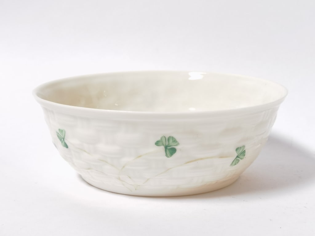 Vintage Belleek "Shamrock" Basketweave Bowl (1 of 4)