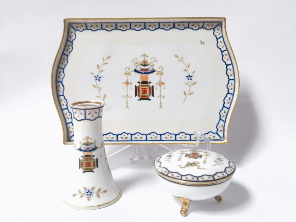 Vintage Japanese Three-Piece Miniature Vanity Set (1 of 5)