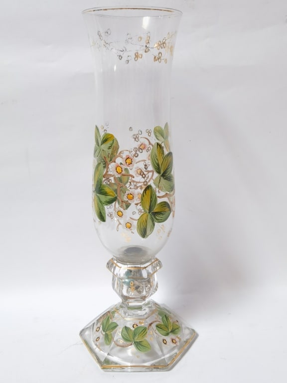 Vintage Fenton Glass Hand Painted Lamp: Vintage Fenton Glass Hand Painted Lamp, 16in