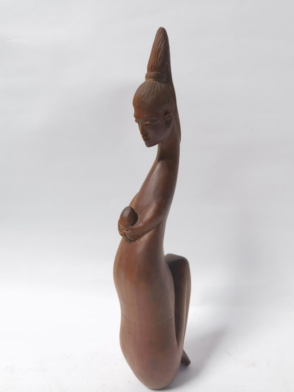 Vintage Indonesia Wood Carved Sculpture: Vintage Indonesia Wood Carved Sculpture, 14.25in