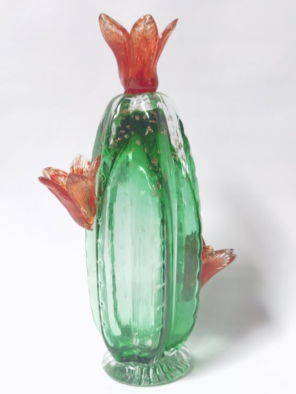 Vintage Murano Italy Glitter Green Art Glass Cactu: Vintage Murano Italy Glitter Green Art Glass Cactus Vase, 11.5in