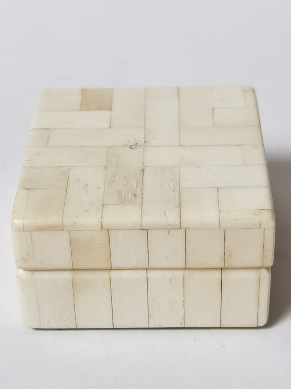 Square Inlaid Bone Trinket Box (1 of 5)