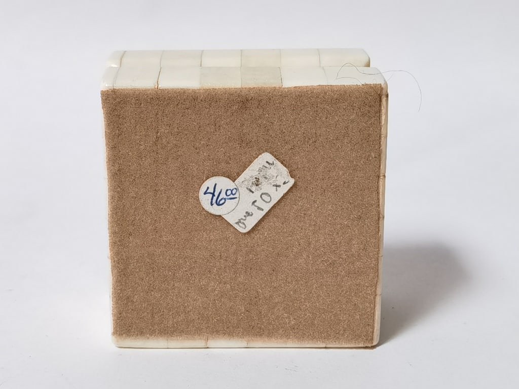 Checkerboard Inlaid Bone Box - 4