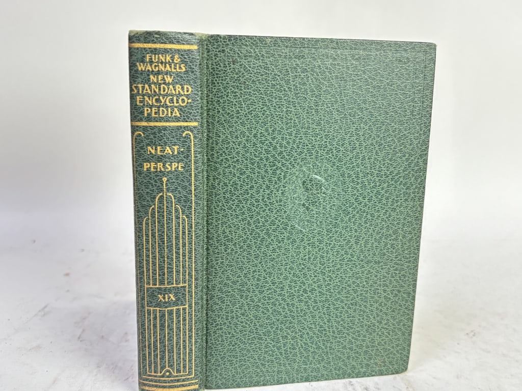 1935 Funk & Wagnalls New Standard Encyclopedia XIX: 1935 Funk & Wagnalls New Standard Encyclopedia XIX, 6.25in by 4.25in