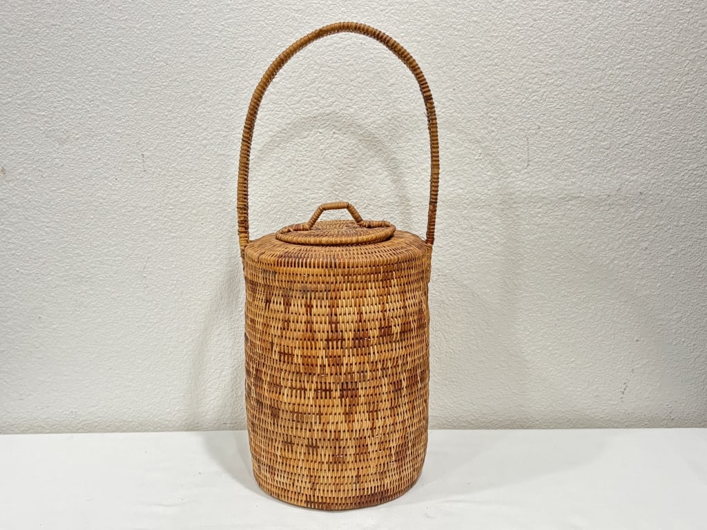 Southeast Asian Woven Rattan Basket with Lid: Southeast Asian Woven Rattan Basket with Lid, 19in by 8in