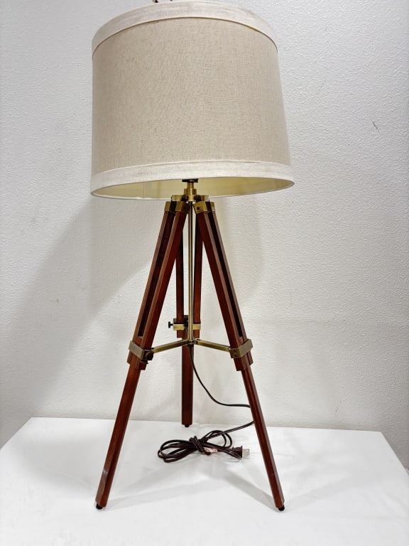 Mid-Century Modern Style Surveyor Tripod Floor Lam (1 of 4)